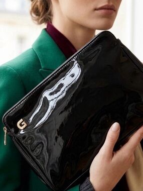Ganson Patent Black Clutch